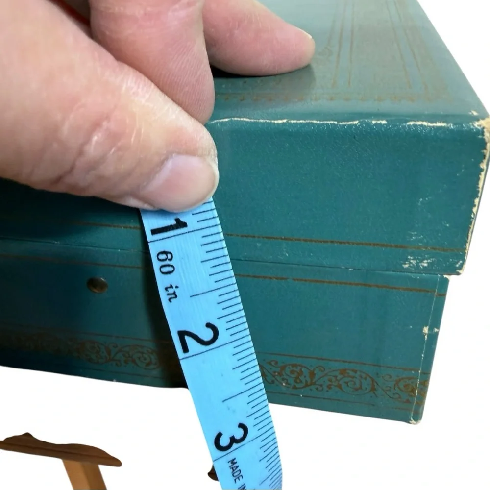 Vintage Blue‎ Jewelry Box